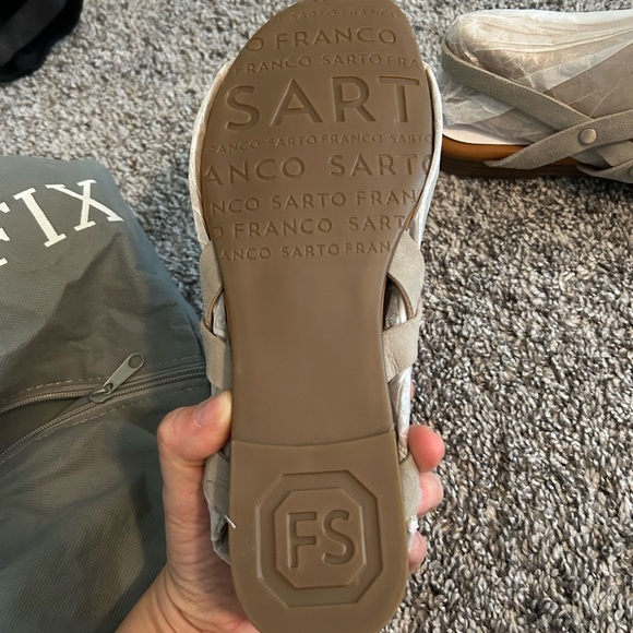 Franco Sarto Gretchen strappy leather sandal gray. Mislabeled 6… really size 9.5 - Picture 4 of 9